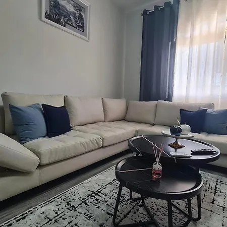 Vibevillaairbnb *