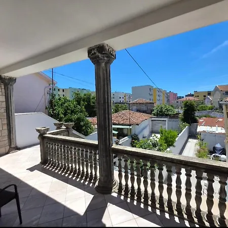 Villa Vibevillaairbnb Shkoder